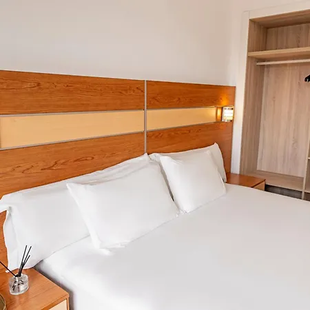 Faranda Tilos, Ascend Collection