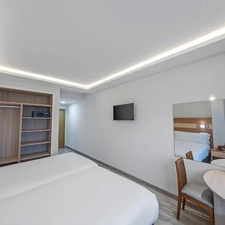 Faranda Tilos, Ascend Collection Santiago de Compostela