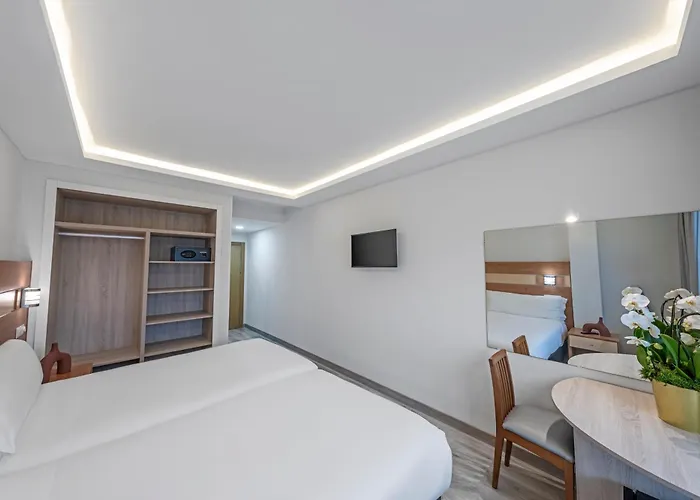 Faranda Tilos, Ascend Collection Teo