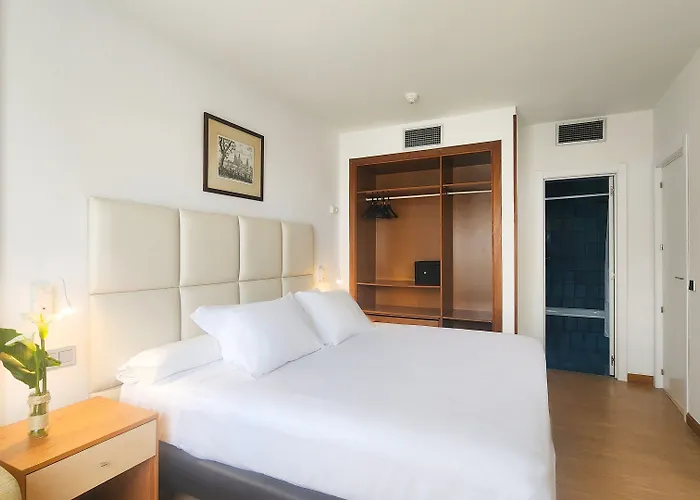 Faranda Tilos, Ascend Collection 4*